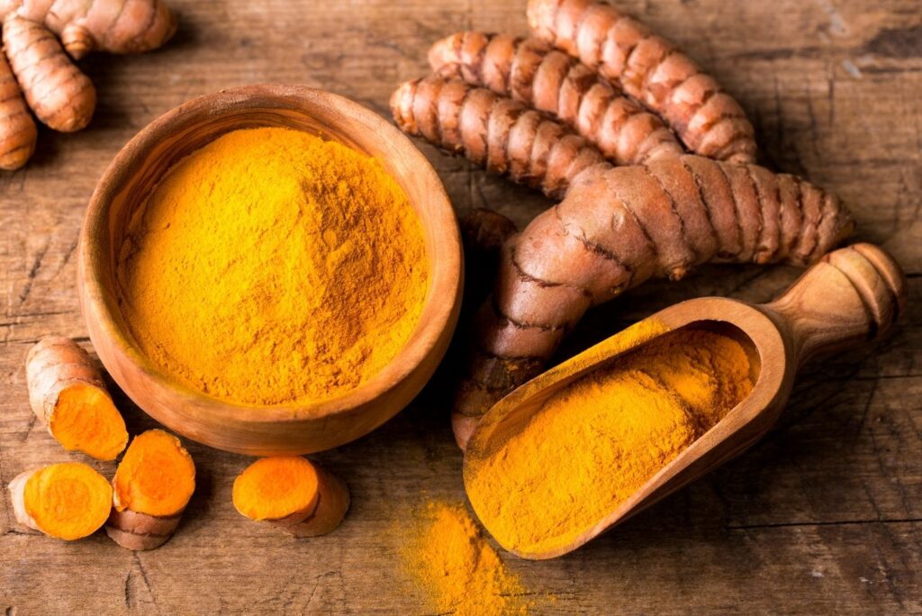 Turmeric - Foods to Eat for Pneumonia Recovery - MyNaturalTreatment.com