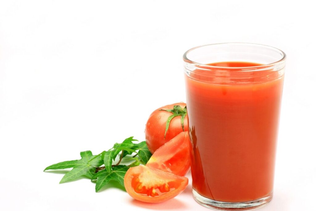 Natural Remedies for Thrombophlebitis - Tomato Juice - MYN