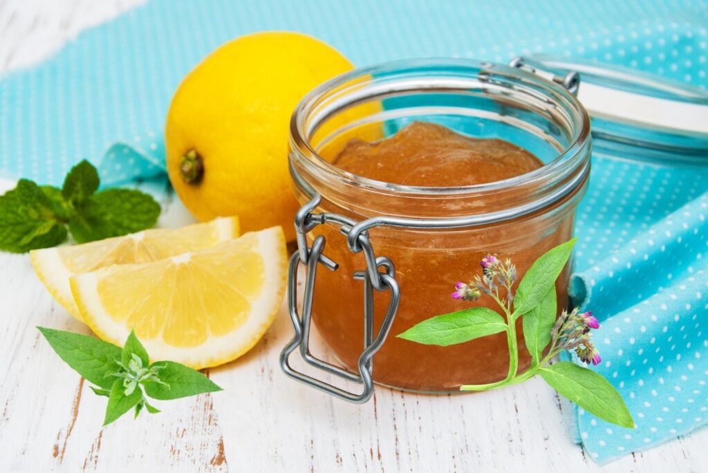 Comfrey Jelly Recipe - Medicinal Wildflower Jelly Recipes & How to Use Them - NaturalTreatment.com- MyNaturalTreatment.com